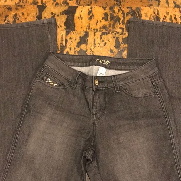 Cache jeans - Picture 2 of 6